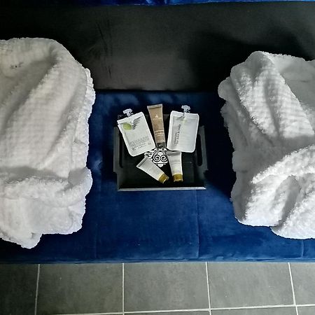 Appartements Avec Balneo Et Sauna Privatif - Troyes Centre Ngoại thất bức ảnh